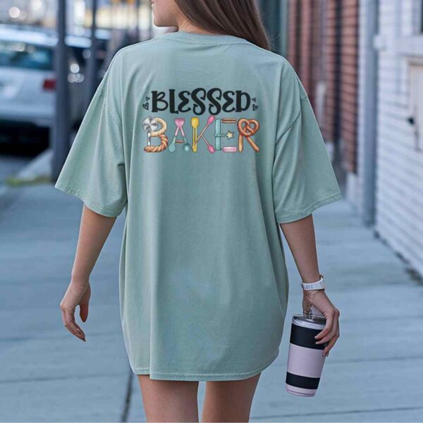 Blessed Baker T-Shirt – Oversized Comfort Colors Tee for Bakers, Baking Lovers & Kitchen Queens - Image 5